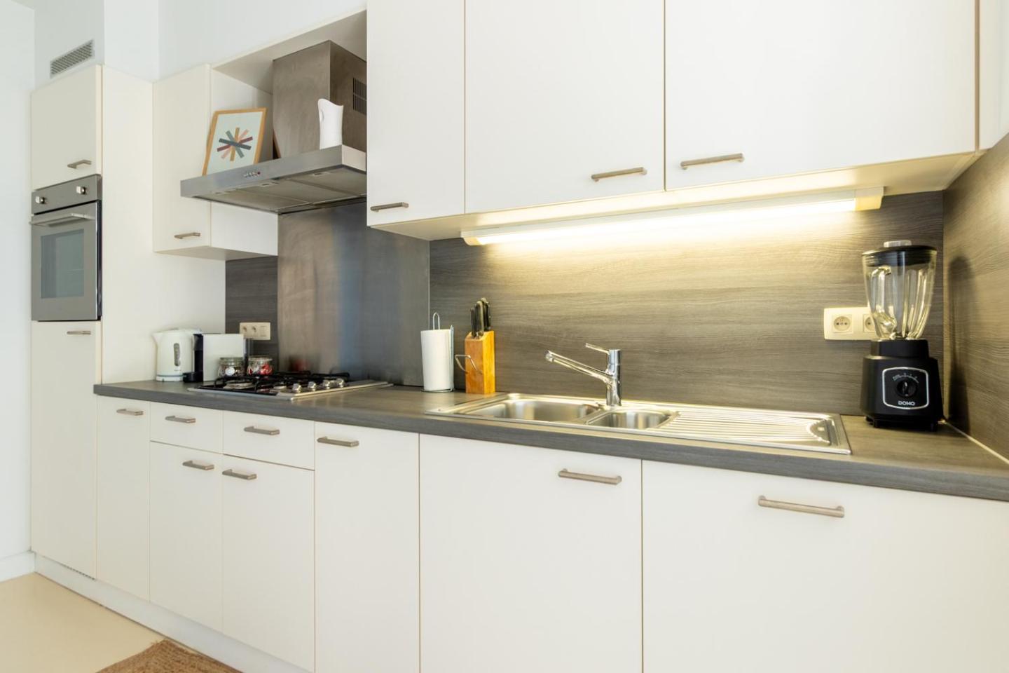 Bright, Spacious Apartments & Perfectly Located In The Heart Of เกนต์ ภายนอก รูปภาพ